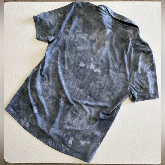 Lululemon Mens Evolution Polo *Wash in Diamond Dye Asphalt Grey Size Large EUC - Picture 4 of 12